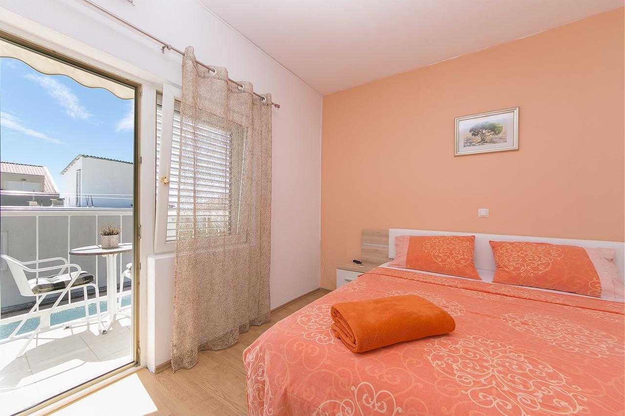Apartment "San Marino" Baska Voda Luaran gambar